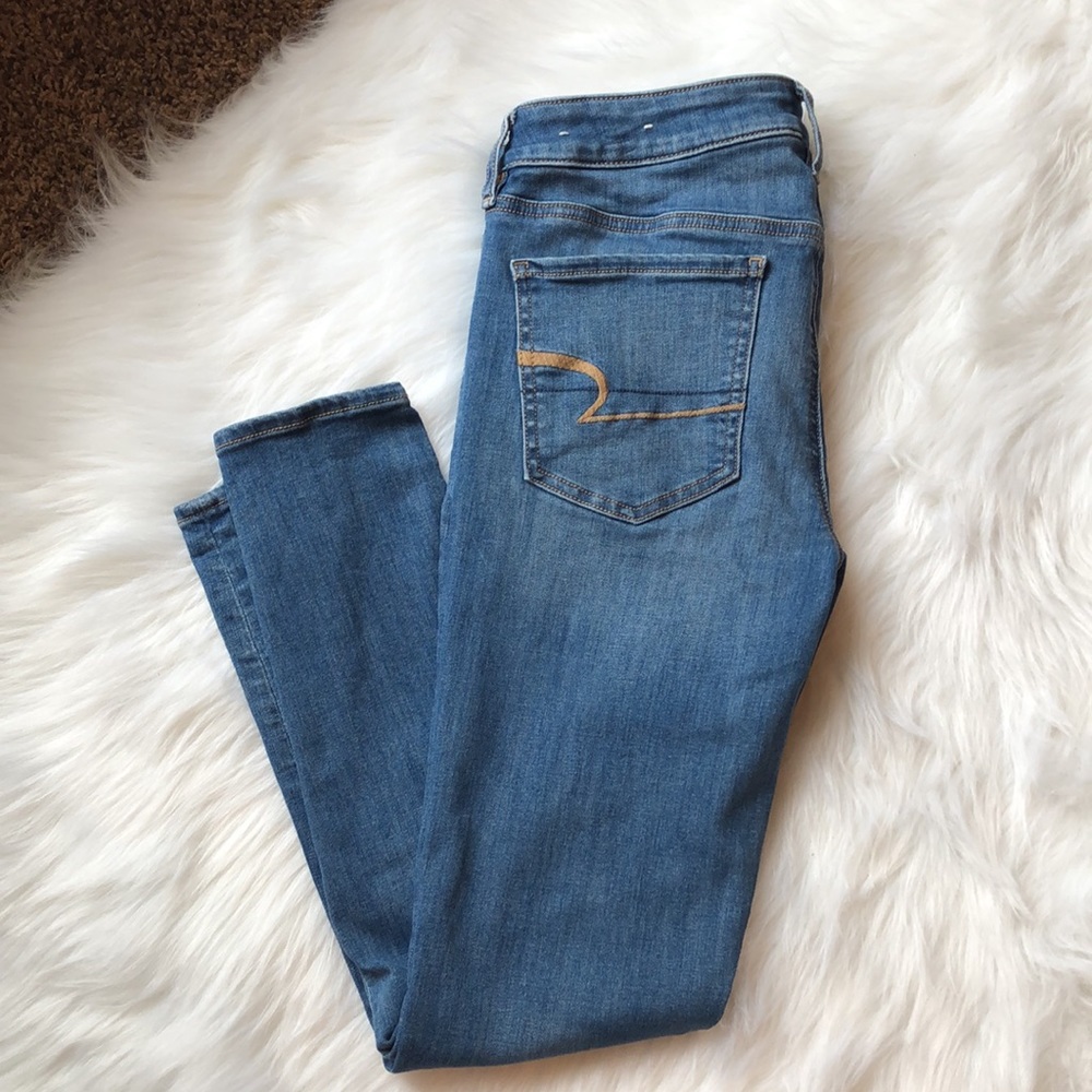 American Eagle Jeans - Picture 2 of 5